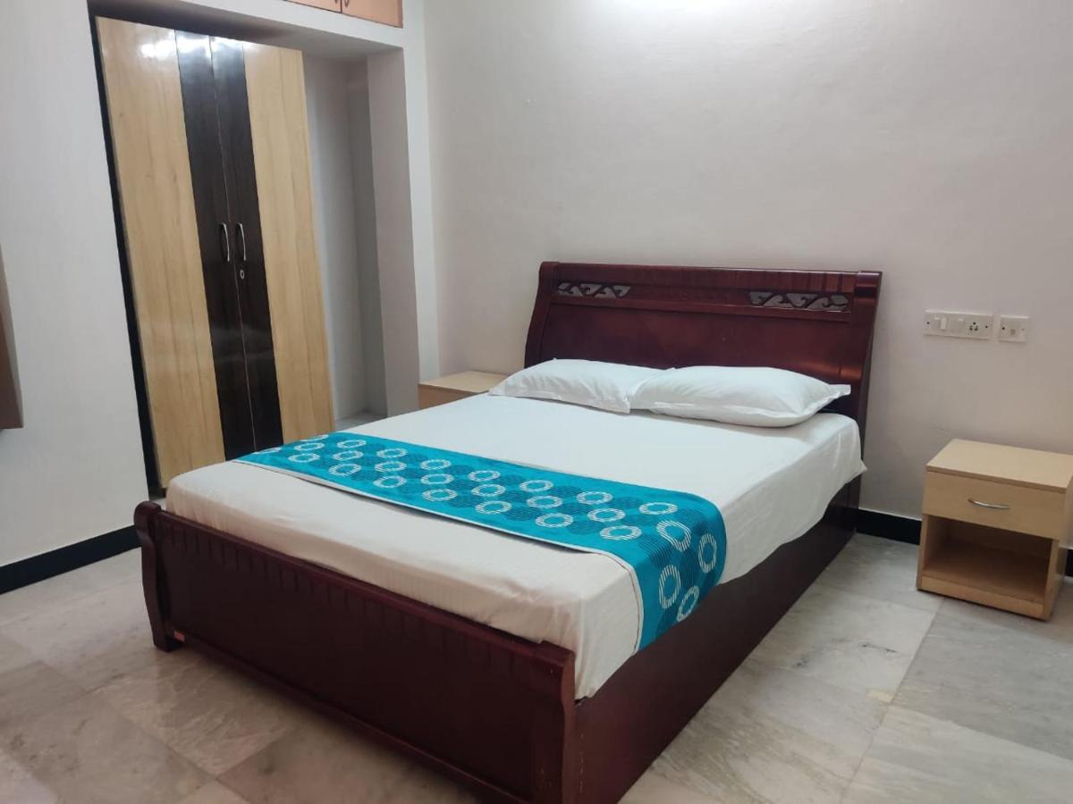 Roshini Serviced Apartments Chennai Ngoại thất bức ảnh