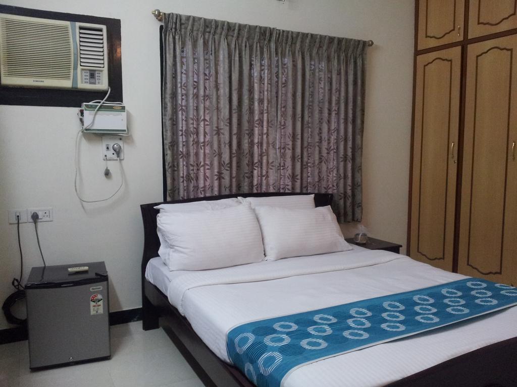 Roshini Serviced Apartments Chennai Phòng bức ảnh