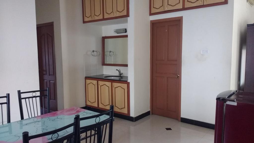 Roshini Serviced Apartments Chennai Ngoại thất bức ảnh